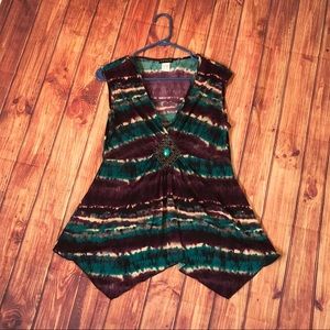 VENUS handkerchief hem flowy casual top